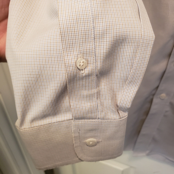 Roundtree & Yorke Gold Label fitted button down - Picture 4 of 8